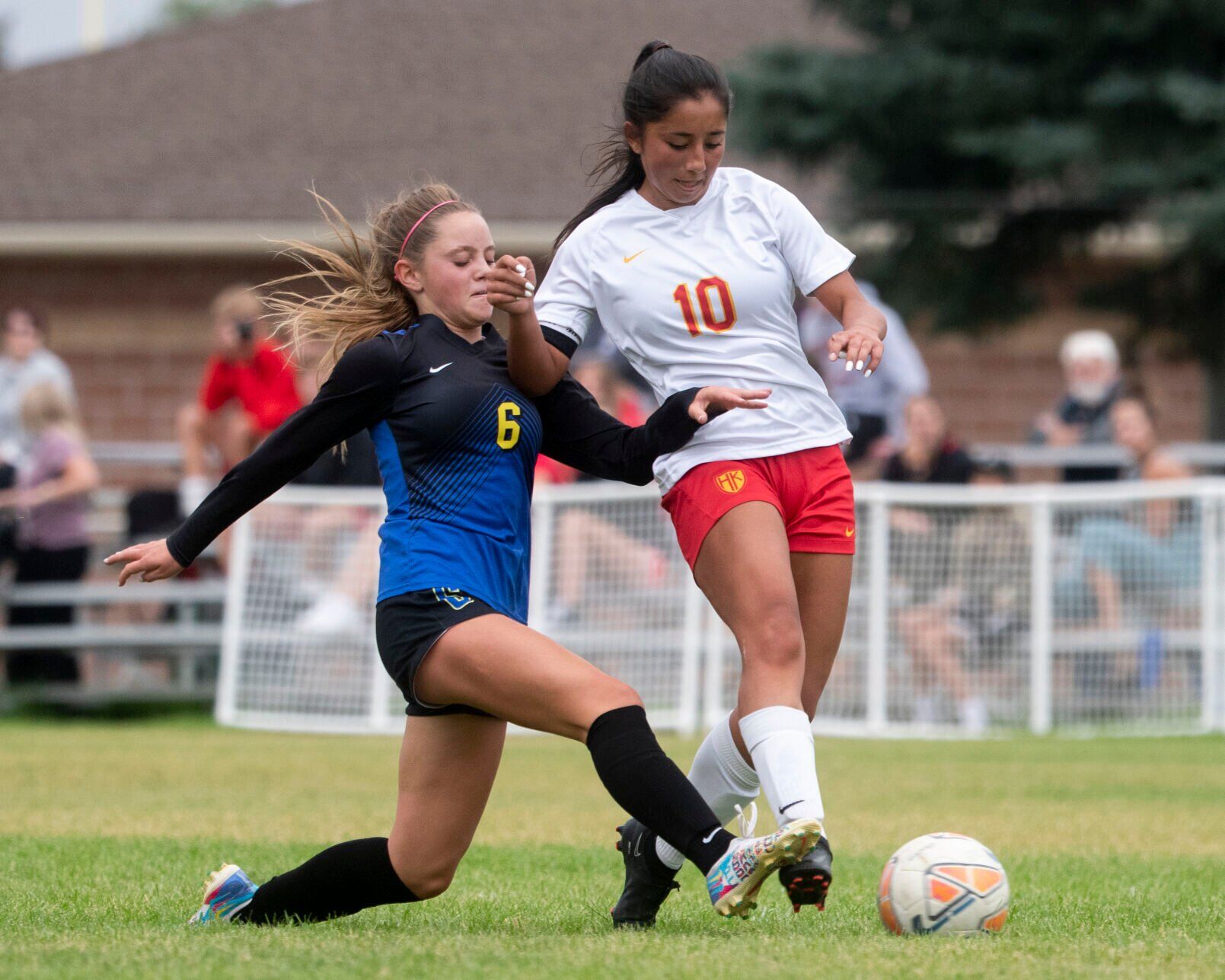 Hellgate vs. Big Sky girls soccer 06.JPG